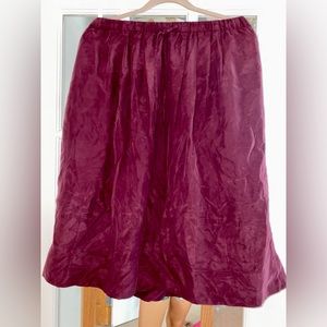 Size M 100% silk burgundy Madewell midi skirt, adjustable waist